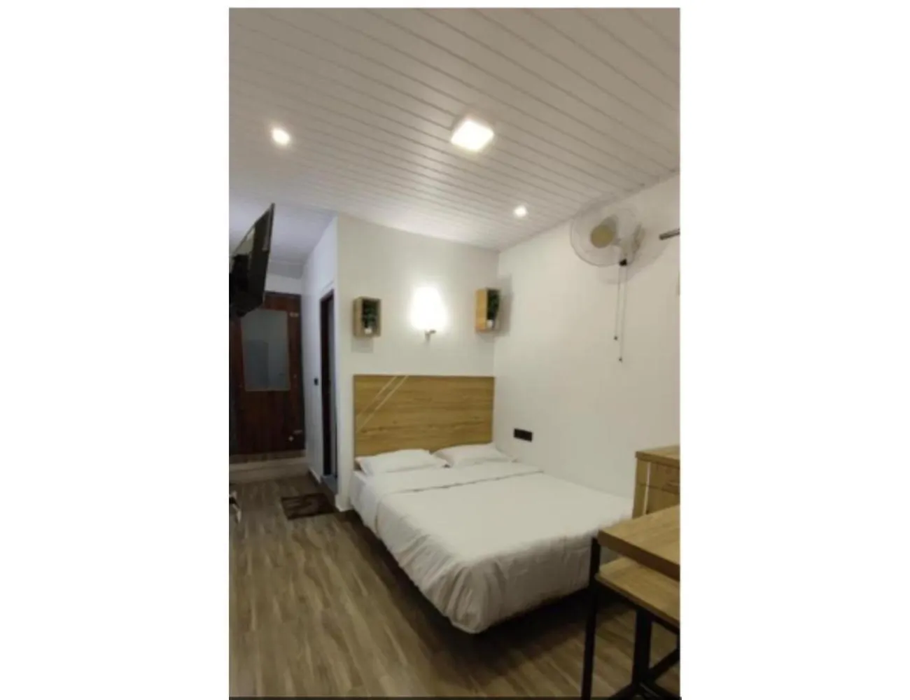 Birdwing Cottage, Munnar Homestay