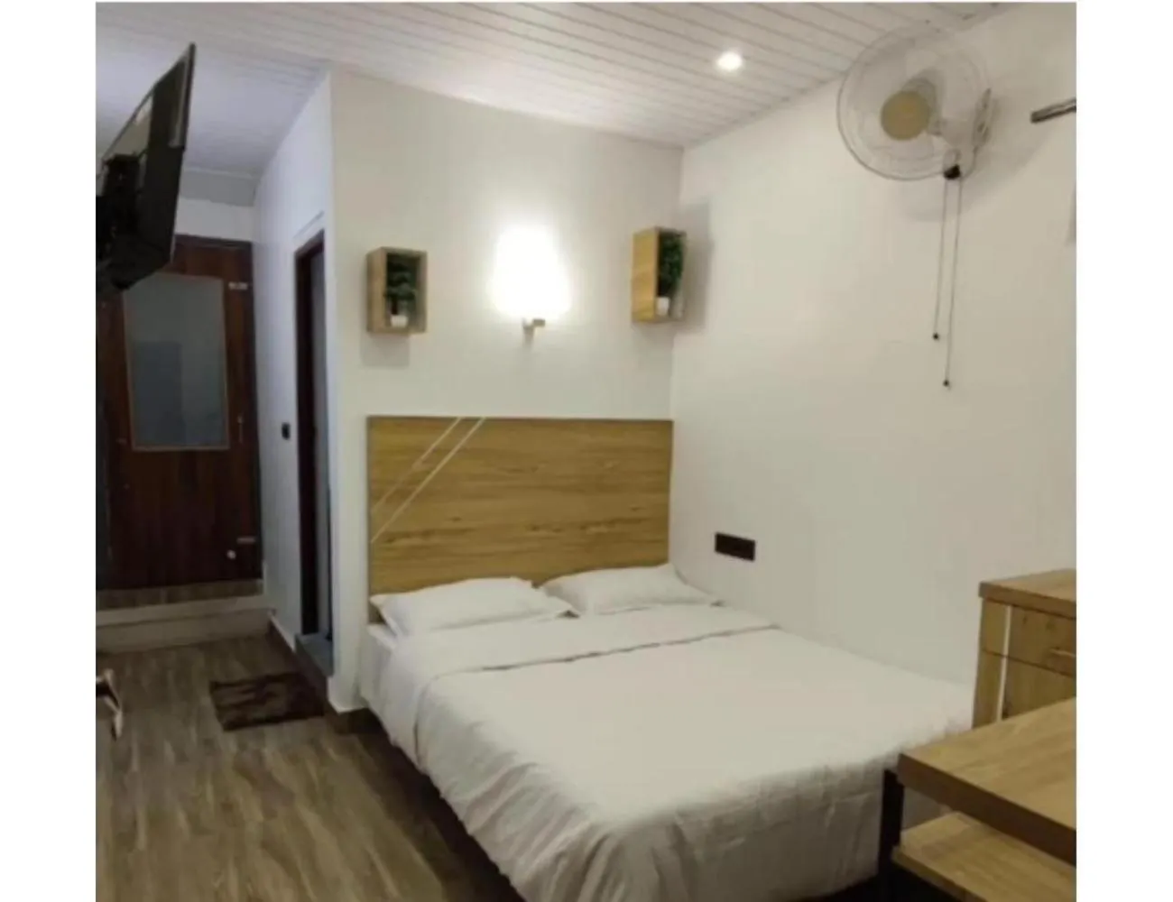 Birdwing Cottage, Munnar