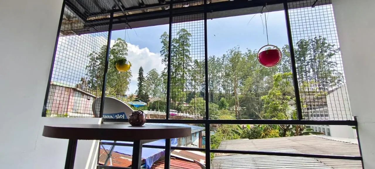 Birdwing Cottage, Munnar Homestay