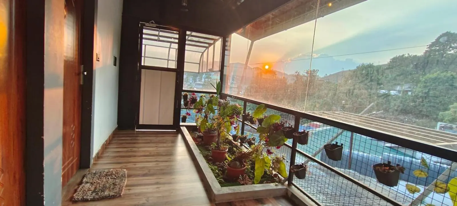 Birdwing Cottage, Munnar 0*,
